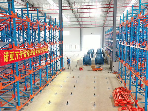 諾亞方舟解說窄巷道貨架和雙深度貨架的區(qū)別 諾亞方舟解說窄巷道貨架和雙深度貨架的區(qū)別