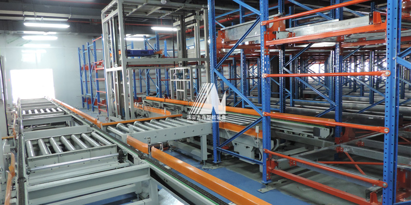 制藥保健行業(yè)四向穿梭車智能倉庫